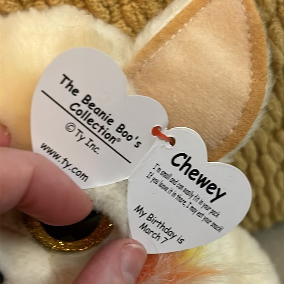 NWT Ty Beanie Boo Chihuahua Dog Chewey with Rainbow Scarf - Picture 5 of 5